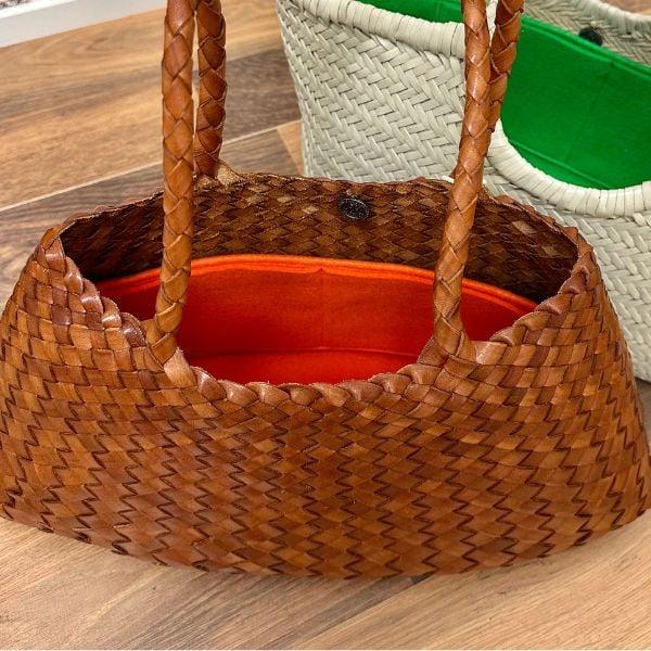 Handbag Base Shaper: Prevent Sagging and Protect Your Bag