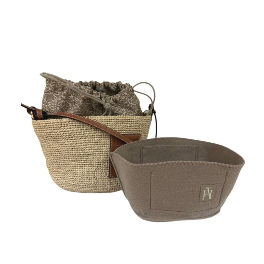 loewe raffia pochette handbag liner