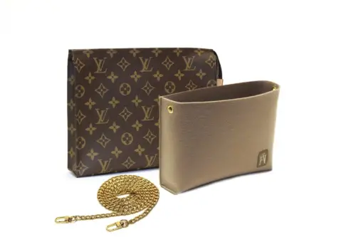 Louis Vuitton monogram trousse 23 toiletry clutch converted to crossbody in  2023