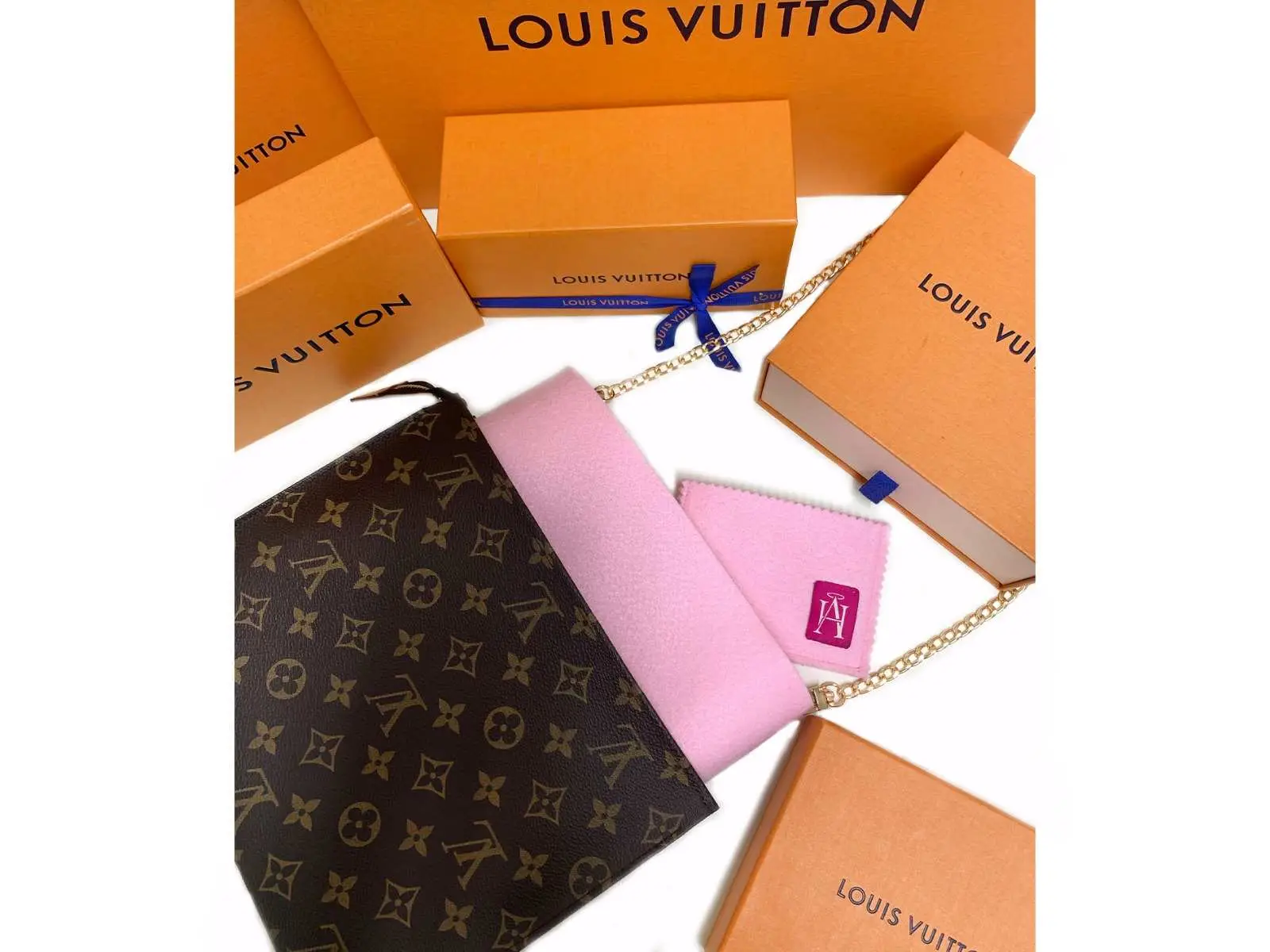 Louis Vuitton Toiletry Pouch 26 Crossbody Conversion Kit with Bag Organizer  Insert and Metal Chain Strap – Luxegarde